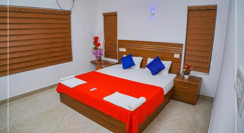 Skyview Villa อทิราพาลลี ภายนอก รูปภาพ
