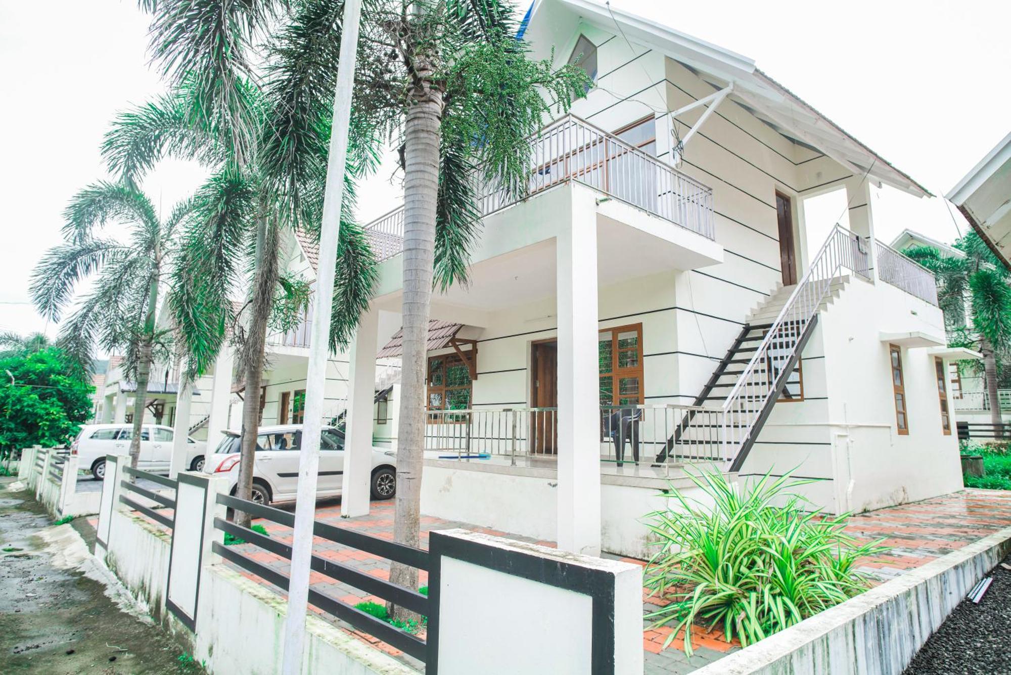Skyview Villa อทิราพาลลี ภายนอก รูปภาพ